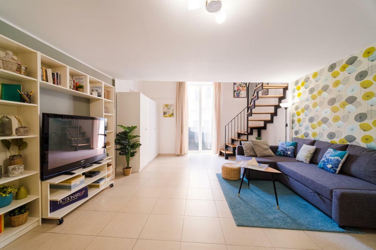 Appartamento Modern House Napoli Esterno foto